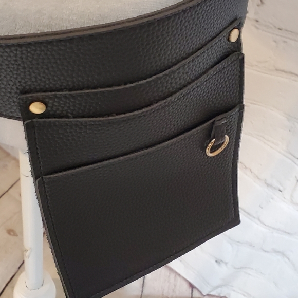 NWT Dual Fanny Pack Black - Picture 3 of 6